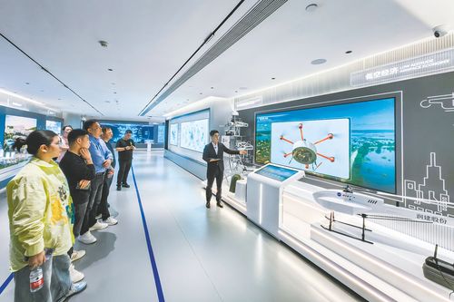 人工智能賦能生產一線 智慧之光點亮實體經濟